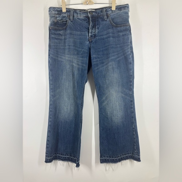 NWOT Free People Button Fly Distressed Ankle Bootcut Crop Dark Indigo Wash 29 - Picture 1 of 5